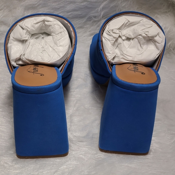 FREE PEOPLE Suede Love Is Everywhere Platform Sandals - Picture 3 of 5